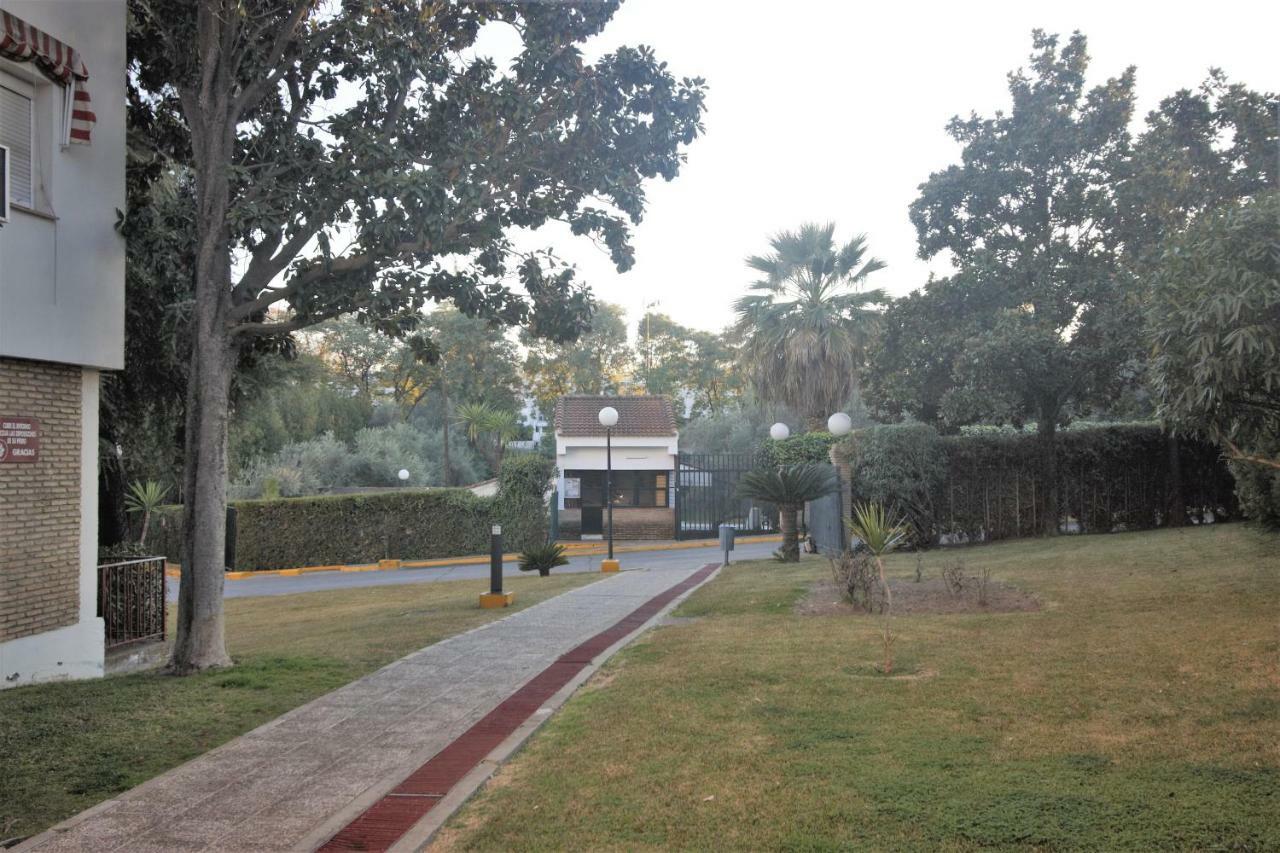 Bonito Apart. Con Parking Y Piscina Mairena del Aljarafe Exterior foto